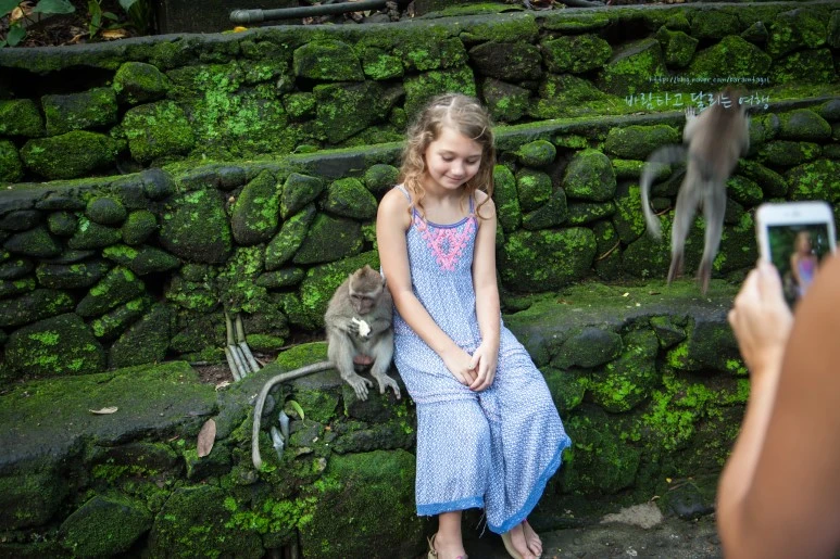 5D_IMG_1724_Short1200mark%EB%B0%94%EB%9E%8C.jpg?type=w773