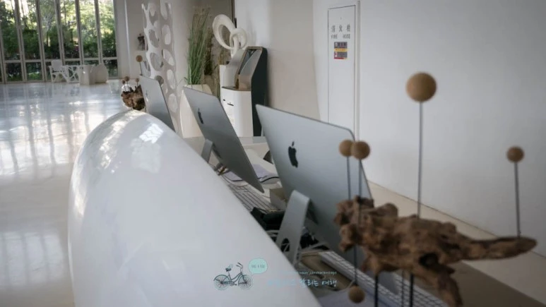 _1040092_Edit-_Wide1080mark%EB%B0%94%EB%9E%8C.jpg?type=w773