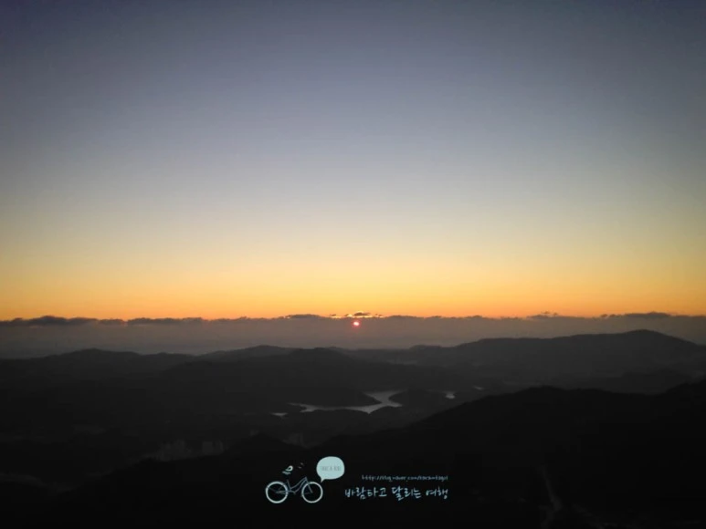 IMG_1368-_Wide1080mark%EB%B0%94%EB%9E%8C.jpg?type=w773