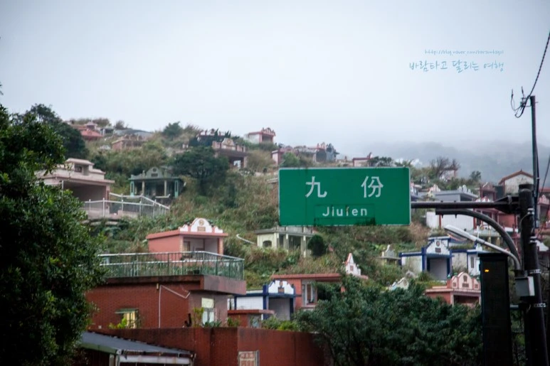 5D_IMG_1488_Short1200mark%EB%B0%94%EB%9E%8C.jpg?type=w773