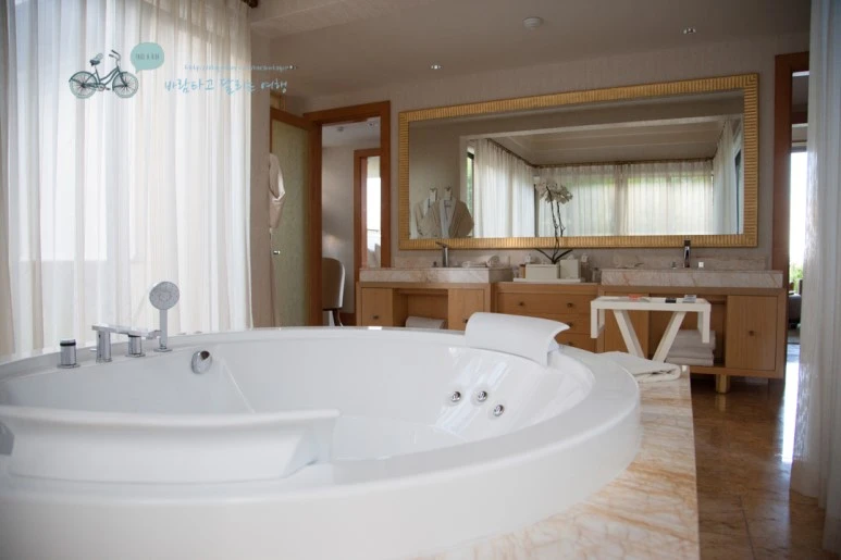 IMG_0518_Wide1080mark%EB%B0%94%EB%9E%8C%ED%83%80%EA%B3%A0.jpg?type=w773