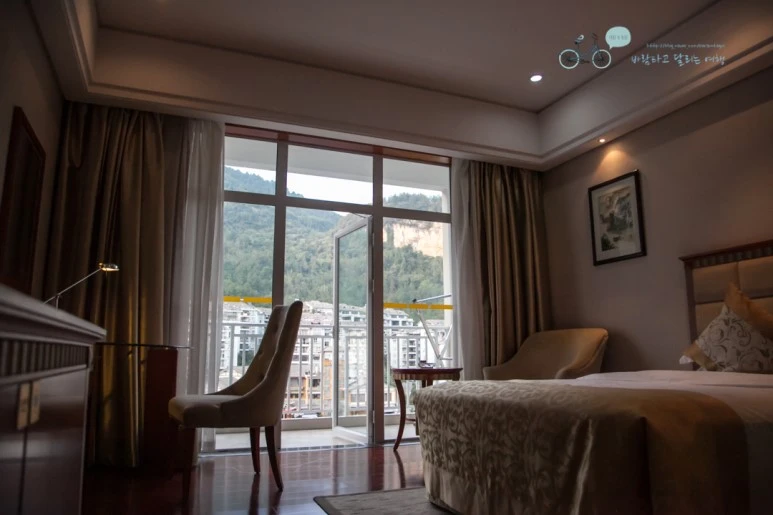 IMG_0765_Wide1080mark%EB%B0%94%EB%9E%8C.jpg?type=w773