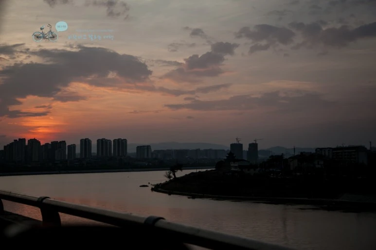 IMG_1807_Wide1080mark%EC%B0%A8%EC%8A%A4.jpg?type=w773