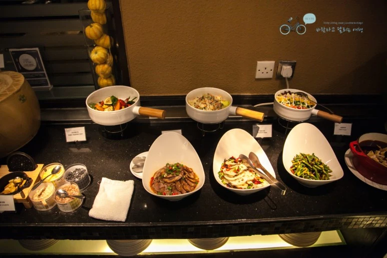 IMG_0525_Wide1080mark%EB%B0%94%EB%9E%8C.jpg?type=w773