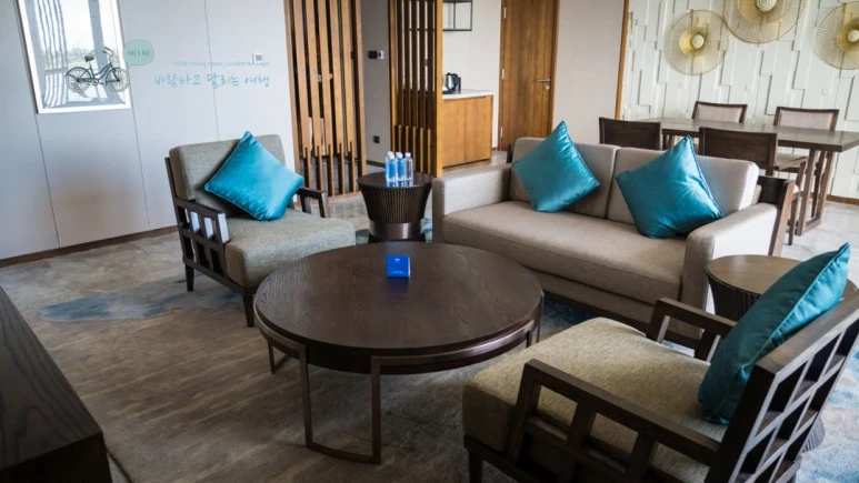 _1020382_Edit_Wide1080mark_%EB%B0%94%EB%9E%8C.jpg?type=w773