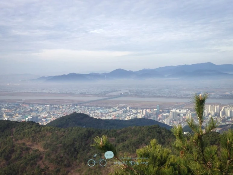 IMG_1276-_Wide1080mark%EB%B0%94%EB%9E%8C.jpg?type=w773