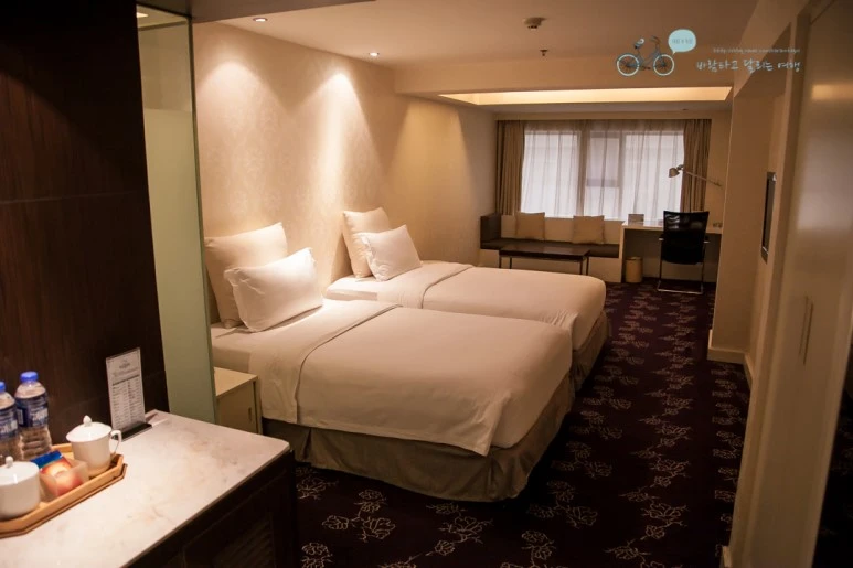 IMG_0456_Wide1080mark%EB%B0%94%EB%9E%8C.jpg?type=w773