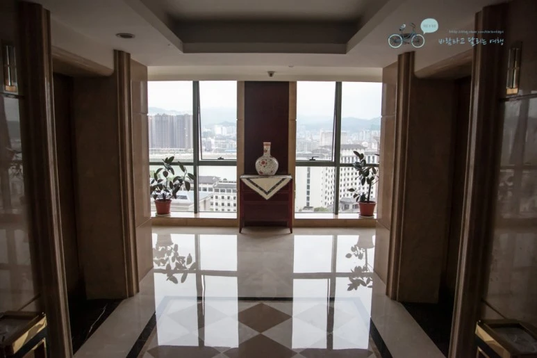 IMG_0150_Wide1080mark%EB%B0%94%EB%9E%8C.jpg?type=w773