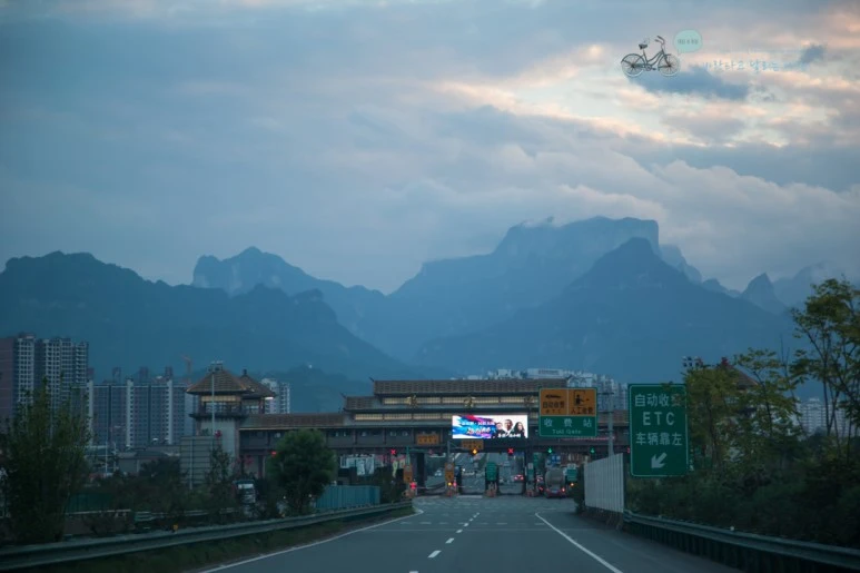 IMG_1701_Wide1080mark%EB%B0%94%EB%9E%8C.jpg?type=w773