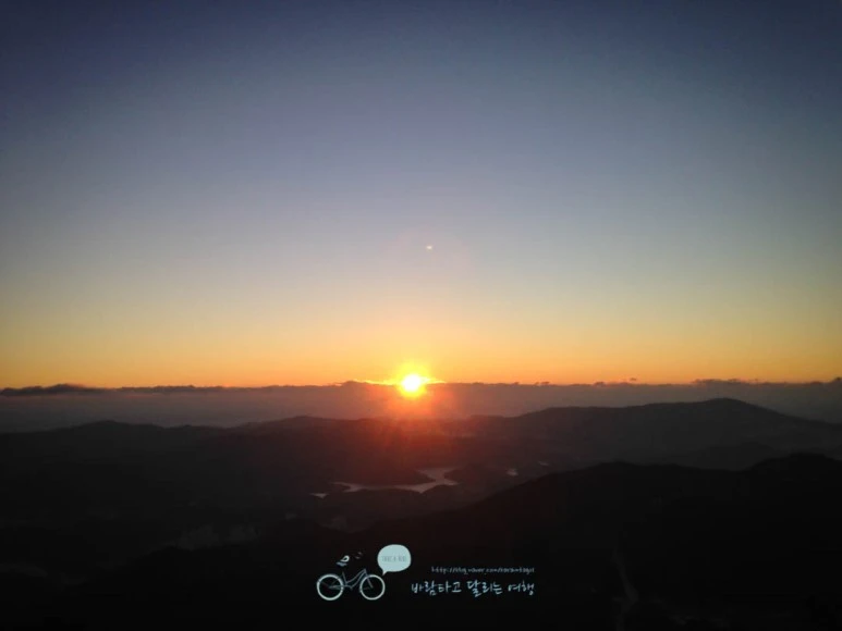 IMG_1376-_Wide1080mark%EB%B0%94%EB%9E%8C.jpg?type=w773