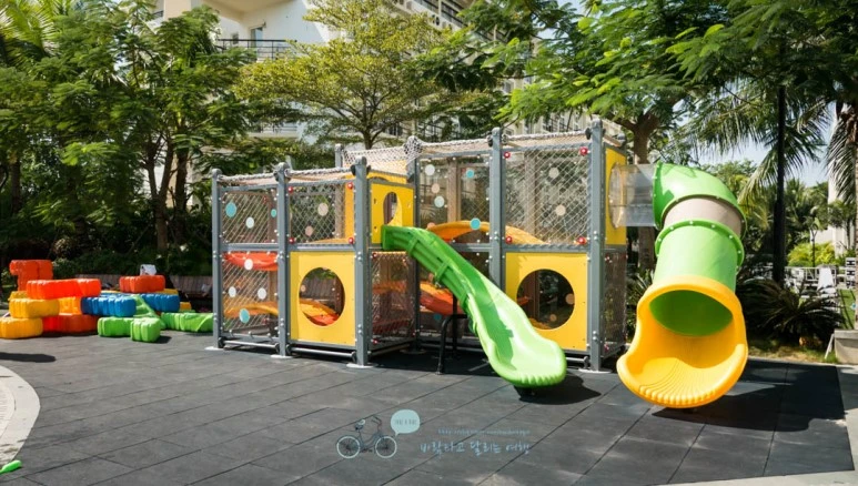 _1040233_Edit-_Wide1080mark%EB%B0%94%EB%9E%8C.jpg?type=w773