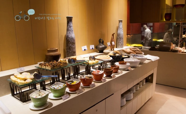 IMG_0024_Wide1080mark%EB%B0%94%EB%9E%8C%ED%83%80%EA%B3%A0.jpg?type=w773