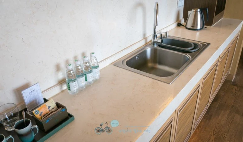 _1040362_Edit-_Wide1080mark%EB%B0%94%EB%9E%8C.jpg?type=w773