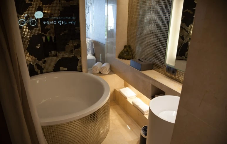 IMG_0458_Wide1080mark%EB%B0%94%EB%9E%8C%ED%83%80%EA%B3%A0-3.jpg?type=w773