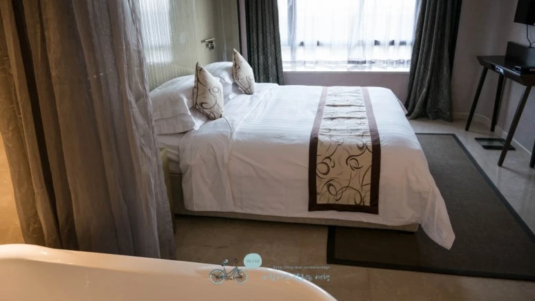 _1040478_Edit-_Wide1080mark%EB%B0%94%EB%9E%8C.jpg?type=w773