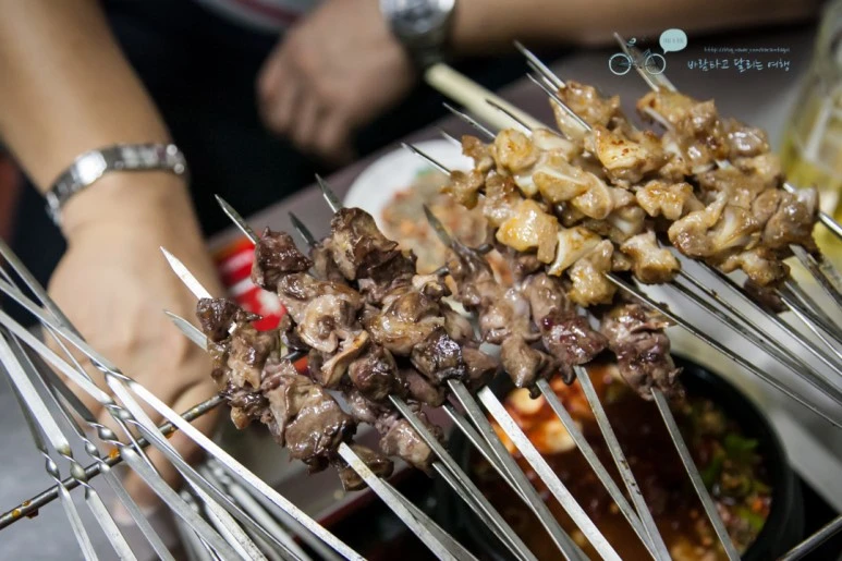 IMG_1007_Wide1080mark%EB%B0%94%EB%9E%8C.jpg?type=w773