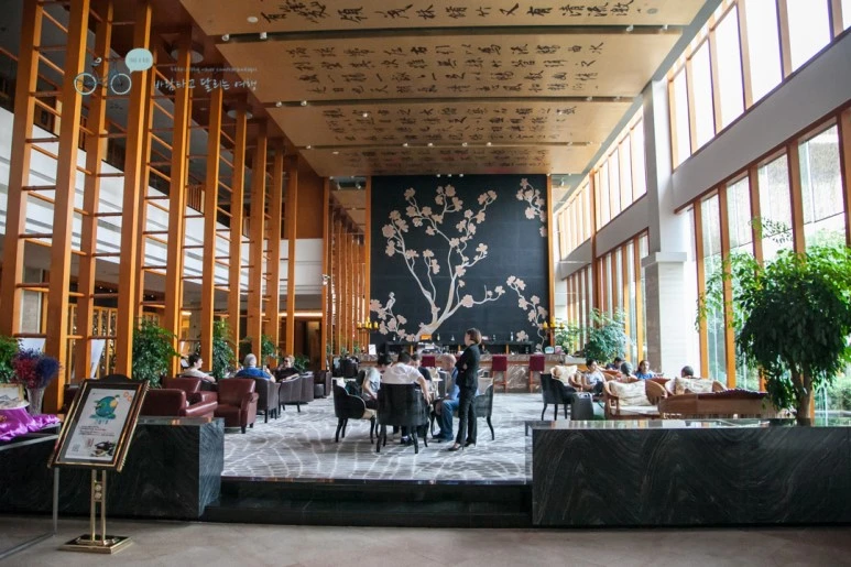 IMG_1702_Wide1080mark%EB%B0%94%EB%9E%8C.jpg?type=w773