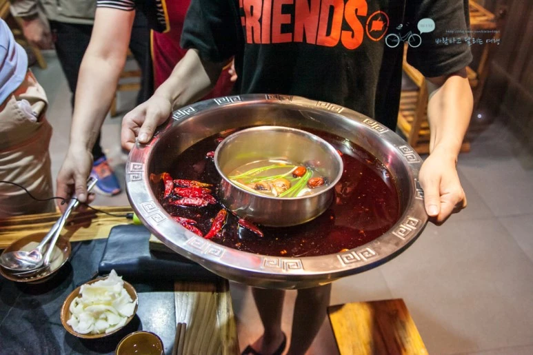 IMG_1733_Wide1080mark%EB%B0%94%EB%9E%8C.jpg?type=w773