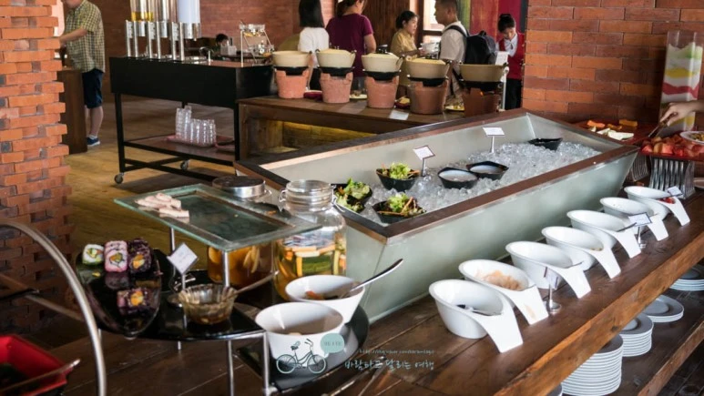 _1040073_Edit-_Wide1080mark%EB%B0%94%EB%9E%8C.jpg?type=w773