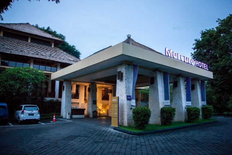 5D_IMG_1656_Short1200mark%EB%B0%94%EB%9E%8C.jpg?type=w773