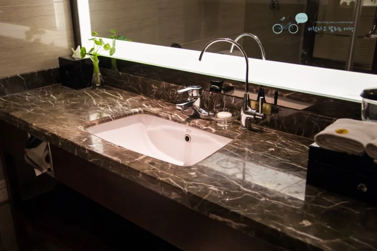 IMG_0888_Wide1080mark%EB%B0%94%EB%9E%8C.jpg?type=w773