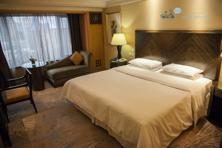 IMG_0543_Wide1080mark%EB%B0%94%EB%9E%8C.jpg?type=w773