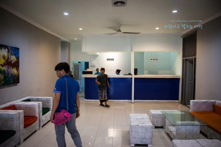 5D_IMG_1618_Short1200mark%EB%B0%94%EB%9E%8C.jpg?type=w773