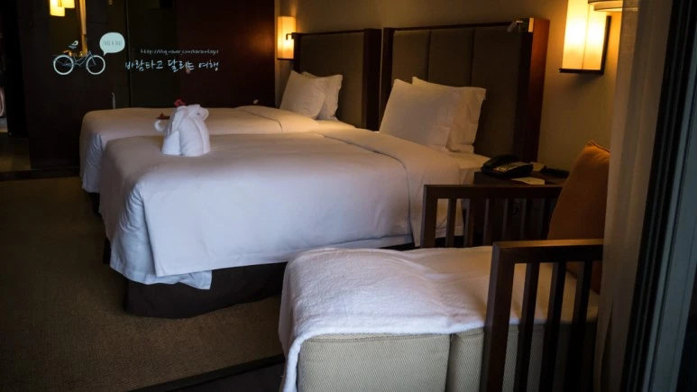 _1010419_wide1080_Wide1080mark_%EB%B0%94%EB%9E%8C.jpg?type=w773