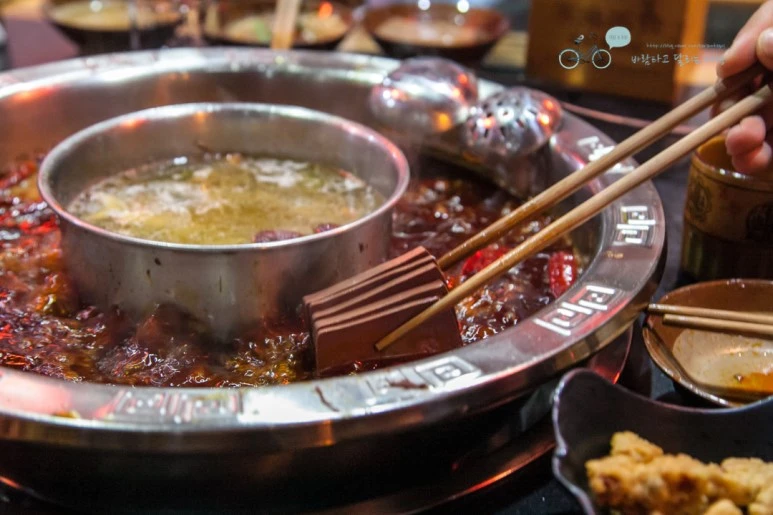 IMG_1768_Wide1080mark%EB%B0%94%EB%9E%8C.jpg?type=w773