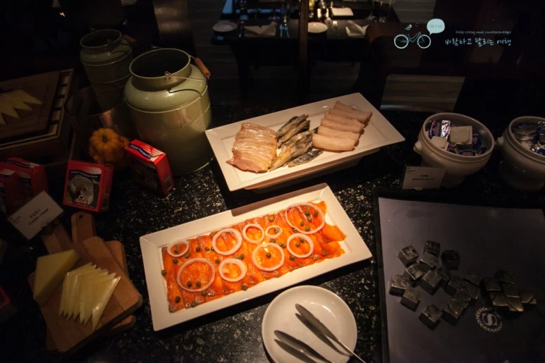 IMG_0519_Wide1080mark%EB%B0%94%EB%9E%8C.jpg?type=w773