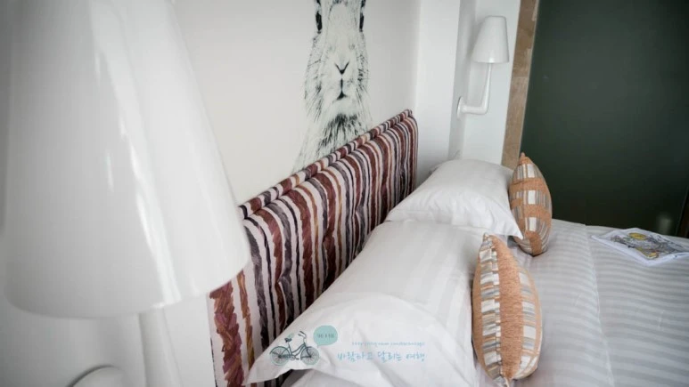 _1040429_Edit-_Wide1080mark%EB%B0%94%EB%9E%8C.jpg?type=w773