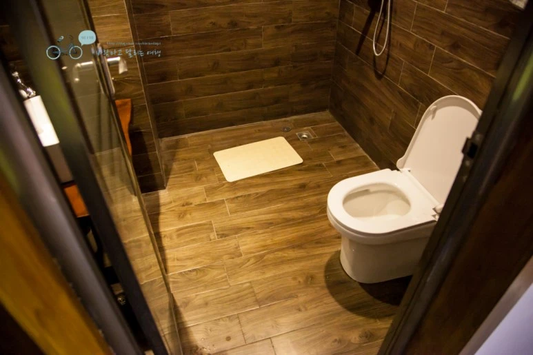 IMG_1764_Wide1080mark%EB%B0%94%EB%9E%8C.jpg?type=w773