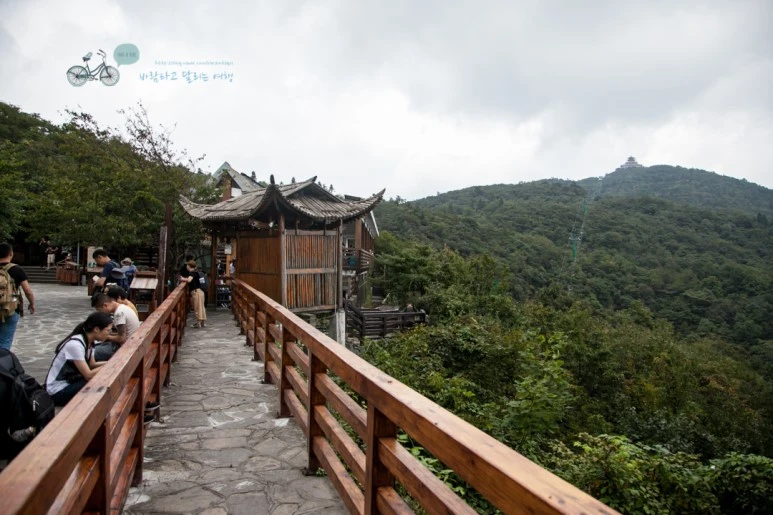 IMG_0302_Wide1080mark%EB%B0%94%EB%9E%8C.jpg?type=w773