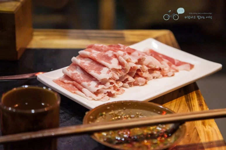 IMG_1767_Wide1080mark%EB%B0%94%EB%9E%8C.jpg?type=w773