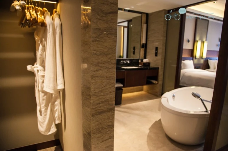 IMG_1504_Wide1080mark%EB%B0%94%EB%9E%8C.jpg?type=w773