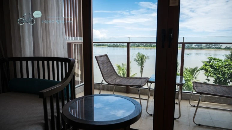 _1020342_Edit_Wide1080mark_%EB%B0%94%EB%9E%8C.jpg?type=w773