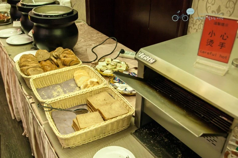 IMG_0011_Wide1080mark%EB%B0%94%EB%9E%8C.jpg?type=w773