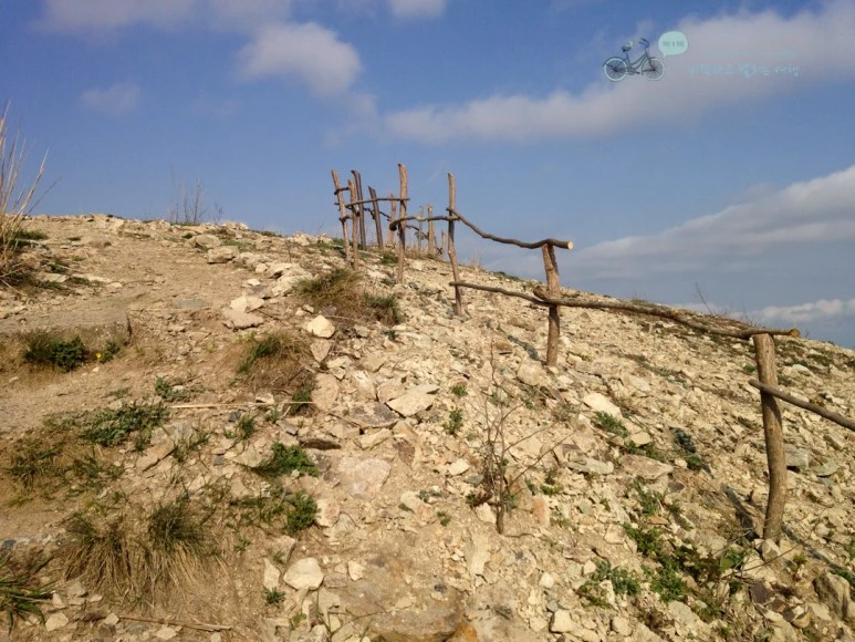 IMG_2077_Wide1080mark%EB%B0%94%EB%9E%8C.jpg?type=w773