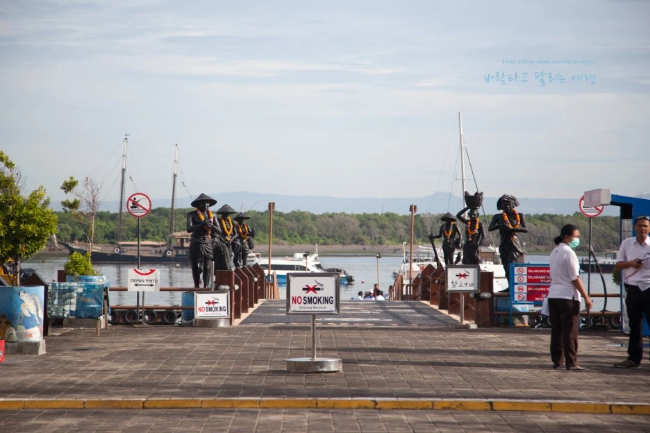 5D_IMG_1947_Short1200mark%EB%B0%94%EB%9E%8C.jpg?type=w1