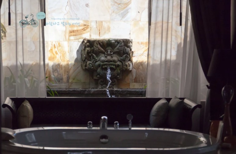 IMG_0383_Wide1080mark%EB%B0%94%EB%9E%8C%ED%83%80%EA%B3%A0-2.jpg?type=w773