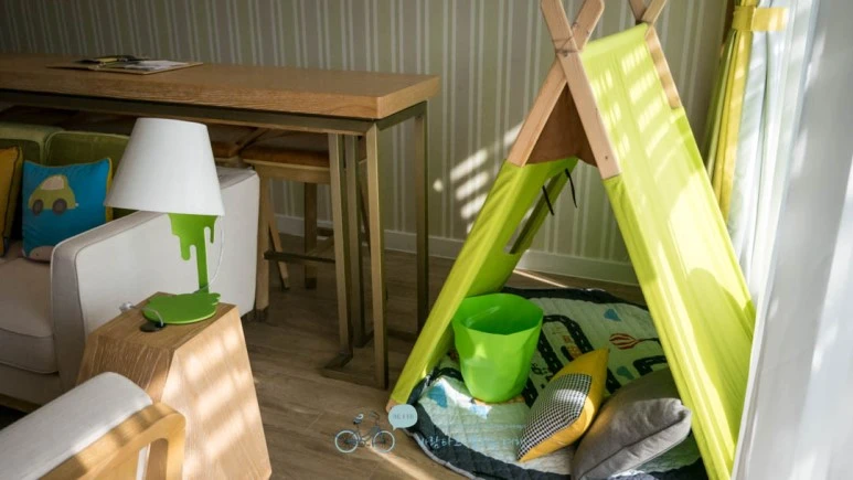 _1040084_Edit-_Wide1080mark%EB%B0%94%EB%9E%8C.jpg?type=w773