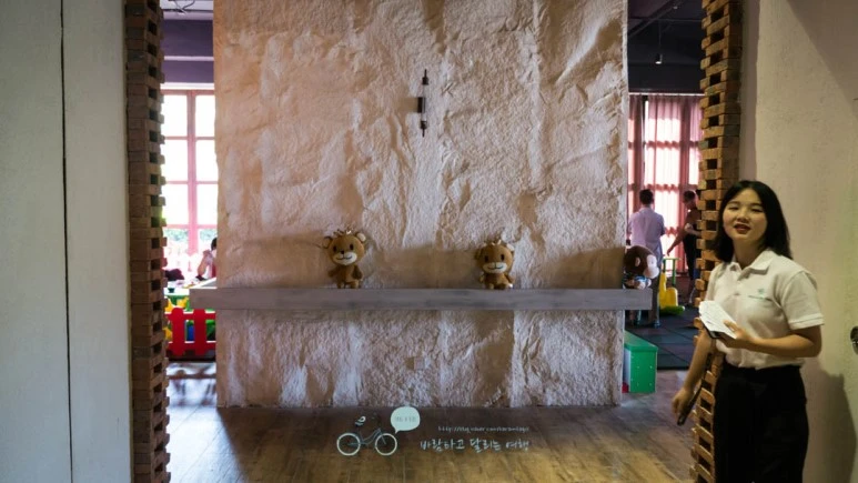 _1040071_Edit-_Wide1080mark%EB%B0%94%EB%9E%8C.jpg?type=w773