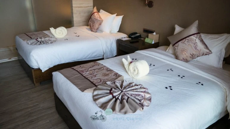 _1040032_Edit-_Wide1080mark%EB%B0%94%EB%9E%8C.jpg?type=w773