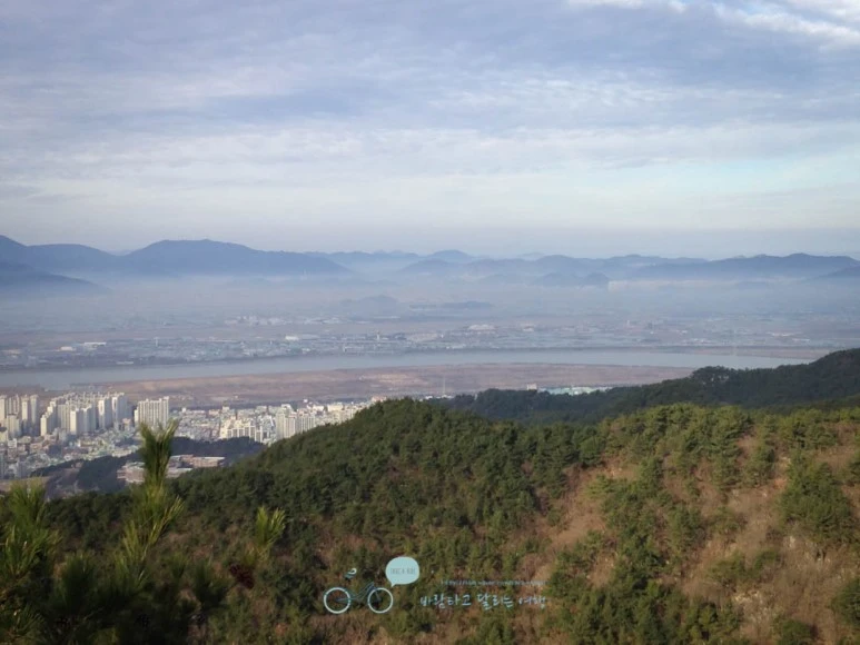 IMG_1277-_Wide1080mark%EB%B0%94%EB%9E%8C.jpg?type=w773