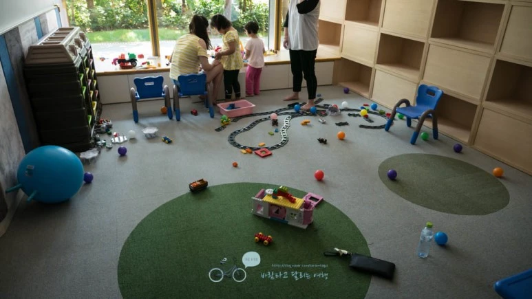 _1040224_Edit-_Wide1080mark%EB%B0%94%EB%9E%8C.jpg?type=w773