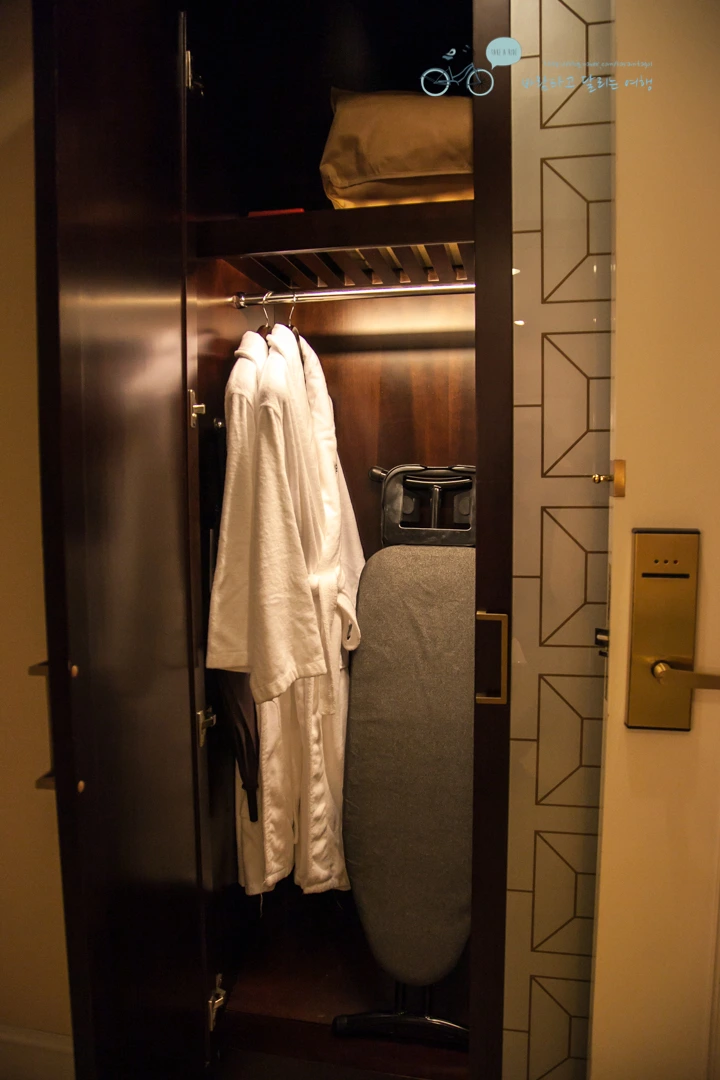 IMG_0574_Wide1080mark%EB%B0%94%EB%9E%8C.jpg?type=w773