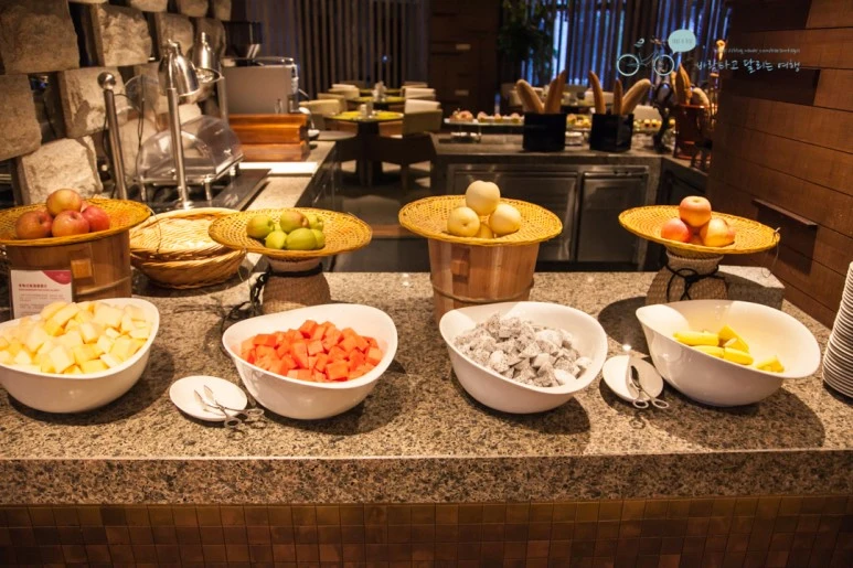 IMG_1609_Wide1080mark%EB%B0%94%EB%9E%8C.jpg?type=w773