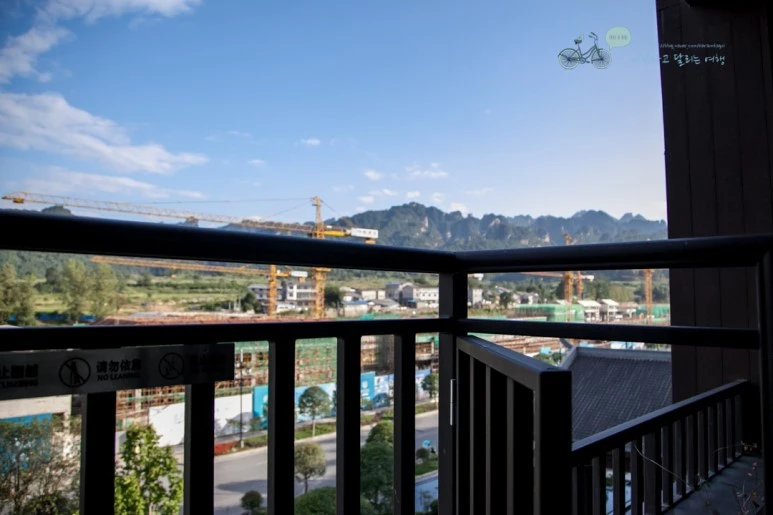 IMG_1537_Wide1080mark%EB%B0%94%EB%9E%8C.jpg?type=w773