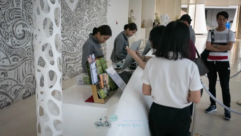 _1040091_Edit-_Wide1080mark%EB%B0%94%EB%9E%8C.jpg?type=w773