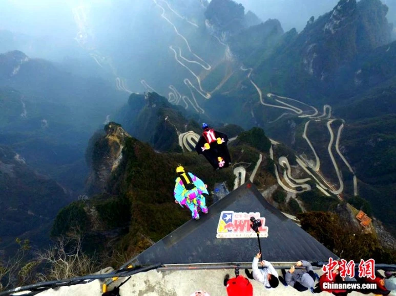 3bf6d27f342bd0c1582004e343cc9e31.jpg?type=w773